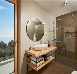 3 bedroom villa with pool and sea views Hvar island sleeps 6